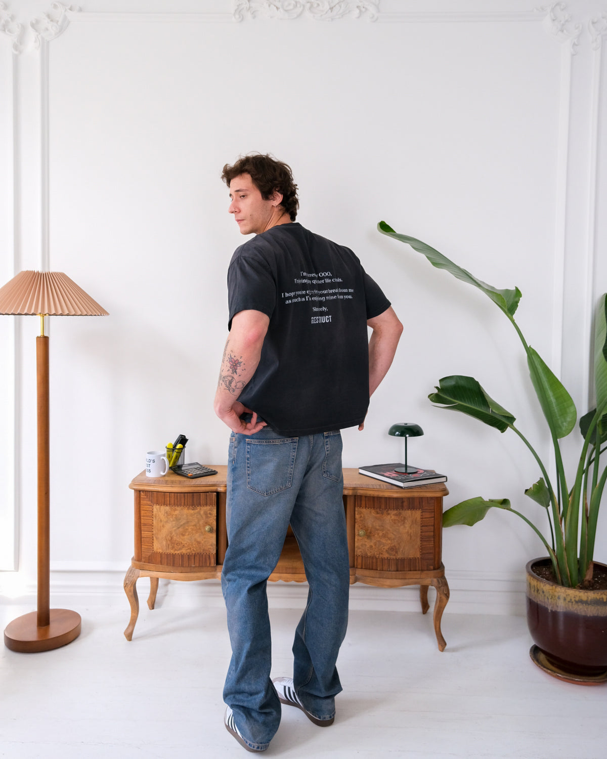 Auto Reply Tee Vintage Black