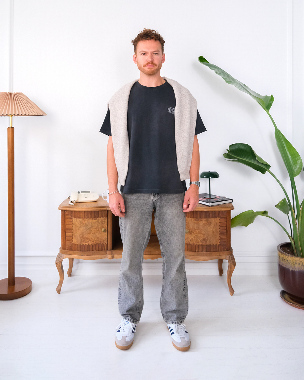 Headquarters Tee Vintage Black