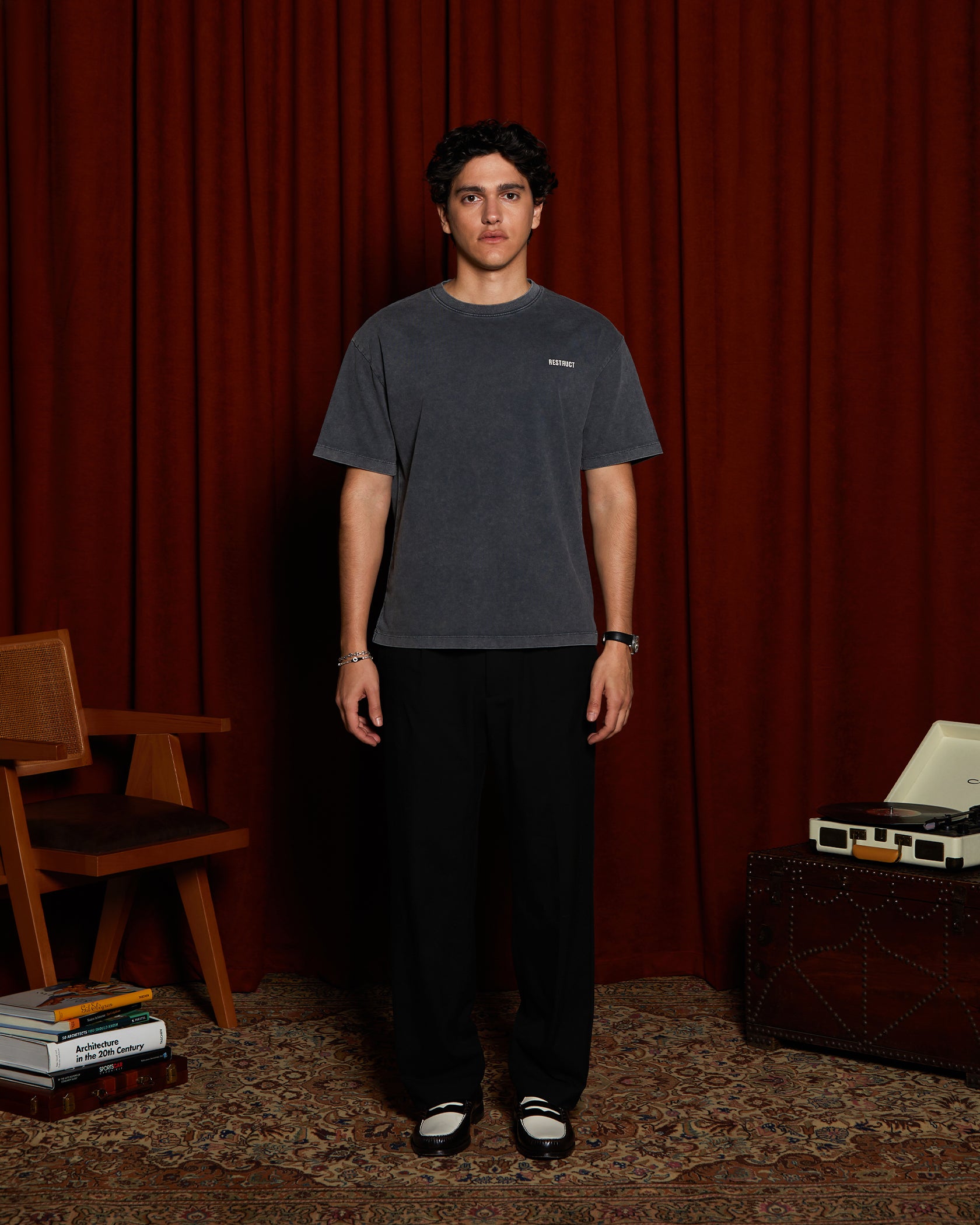 Basic Tee Vintage Black